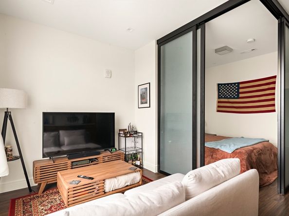 99 Sumner St 413, Boston MA 02128