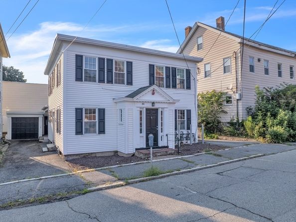 44-46 Oliver St, Fitchburg MA 01420