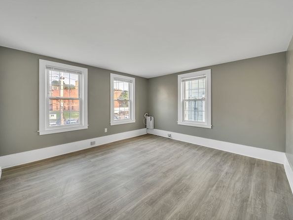 44-46 Oliver St, Fitchburg MA 01420