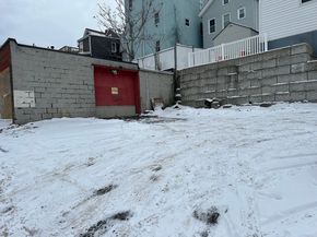127 Beacon St, Chelsea MA 02150