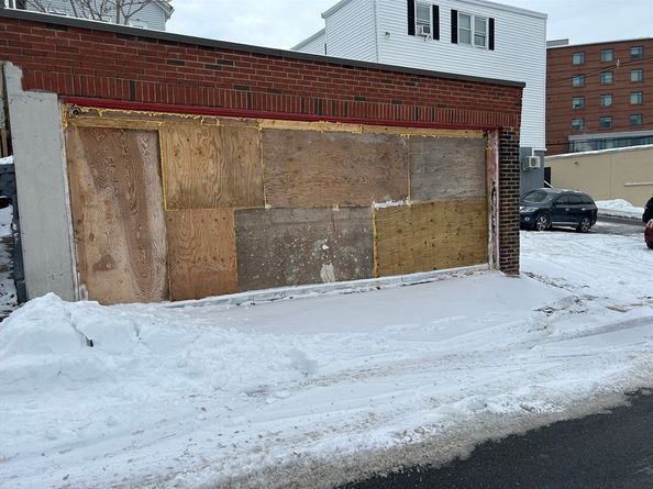 127 Beacon St, Chelsea MA 02150