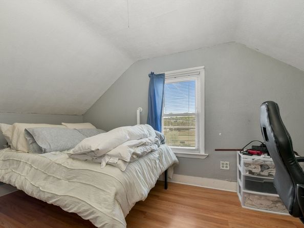 127 Beacon St, Chelsea MA 02150