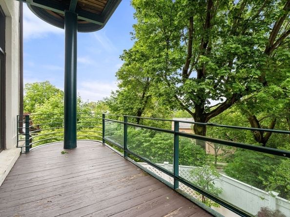 227 Summit W207, Brookline MA 02446
