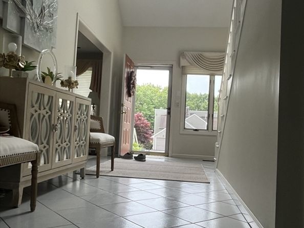 283 Palisades Circle, Stoughton MA 02072