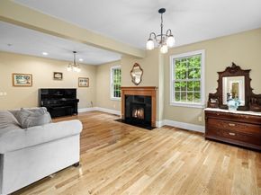12 Breton Road, Upton MA 01568