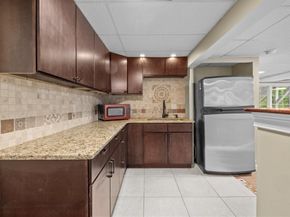 12 Breton Road, Upton MA 01568