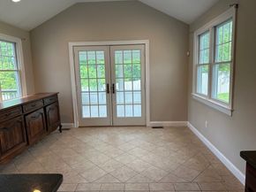 894 Liberty St 2, Braintree MA 02184