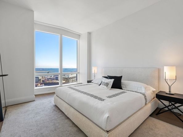 240 Devonshire Street 4210, Boston MA 02110