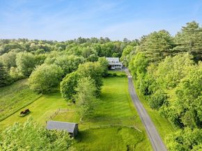 162 Plympton St, Middleboro MA 02346