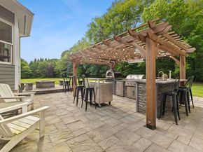 162 Plympton St, Middleboro MA 02346