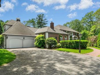11 Scotch Pine Cir
