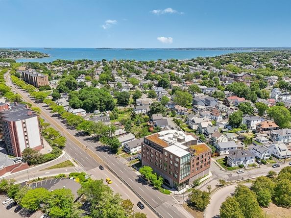 57 Quincy Shore Dr PH South, Quincy MA 02171