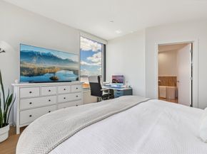 57 Quincy Shore Dr PH South, Quincy MA 02171