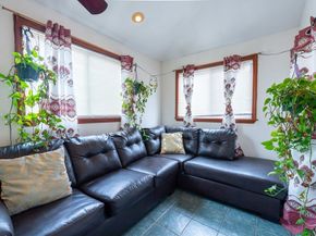 12 Charles St, Brockton MA 02301