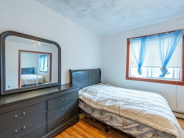 12 Charles St, Brockton MA 02301