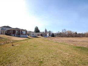 336 King St 105, Littleton MA 01460
