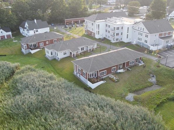 336 King St 105, Littleton MA 01460