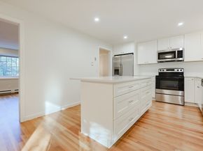 327 Singletary Ln, Framingham MA 01702