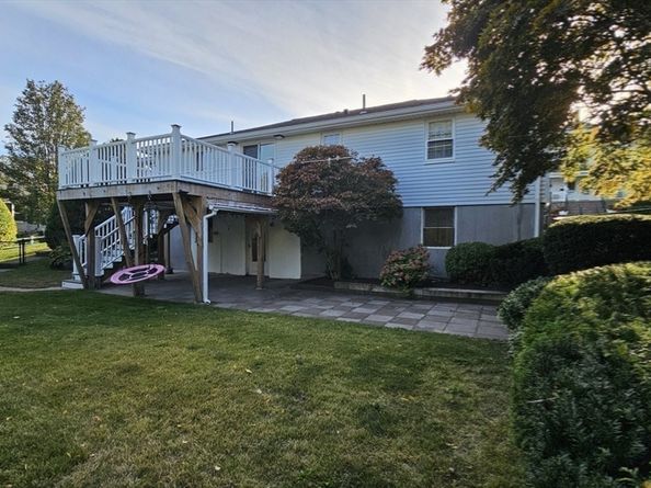 7 Madden Ave, Milford MA 01757