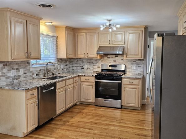 7 Madden Ave, Milford MA 01757