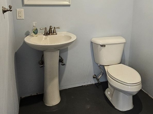7 Madden Ave, Milford MA 01757