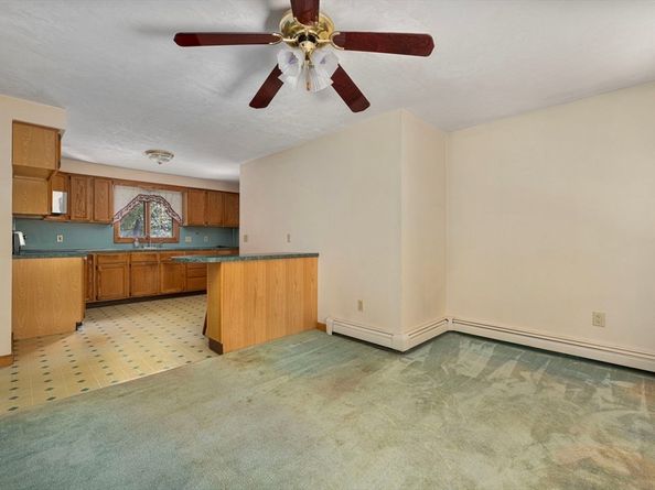 40 Union St, Blackstone MA 01504