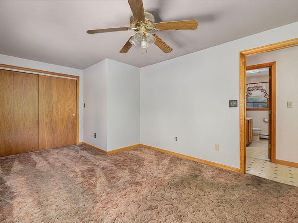 40 Union St, Blackstone MA 01504