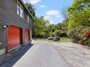 40 Union St, Blackstone MA 01504