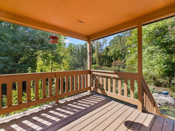 40 Union St, Blackstone MA 01504