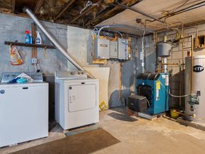 40 Union St, Blackstone MA 01504