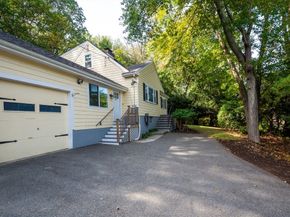 215 Blue Hill, Westwood MA 02090