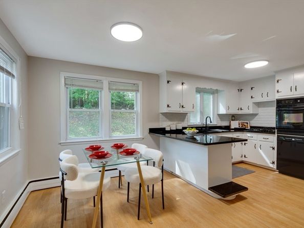 215 Blue Hill, Westwood MA 02090