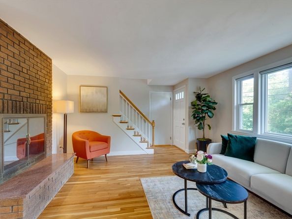 215 Blue Hill, Westwood MA 02090