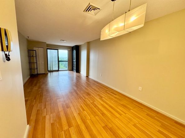 90 Quincy Shore Drive 501, Quincy MA 02171
