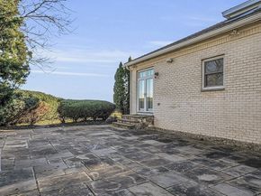 3 Cliff St, Nahant MA 01908