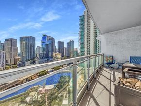 90 SW 3rd St 2604, Miami FL 33130