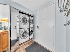 90 SW 3rd St 2604, Miami FL 33130