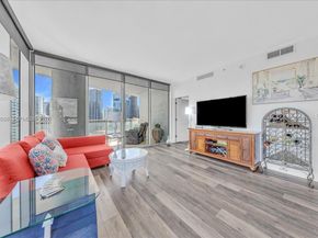 90 SW 3rd St 2604, Miami FL 33130