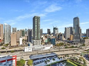 90 SW 3rd St 2604, Miami FL 33130