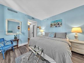 90 SW 3rd St 2604, Miami FL 33130