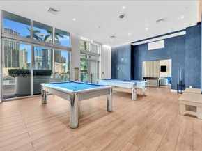 90 SW 3rd St 2604, Miami FL 33130