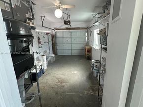 935 Lincoln St, Hollywood FL 33019