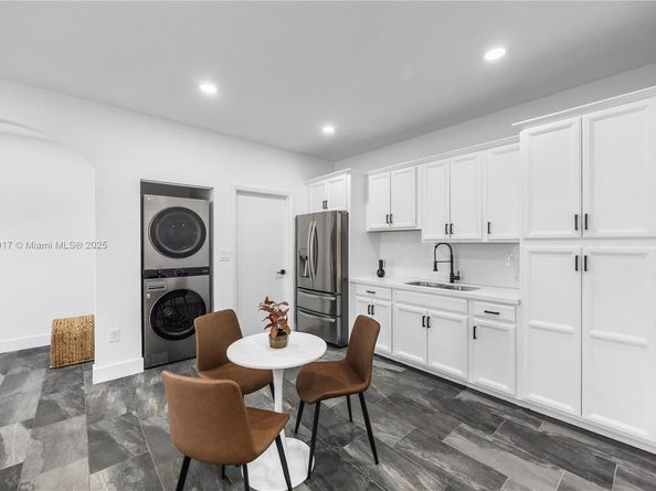 12904 SW 222nd St, Miami FL 33170