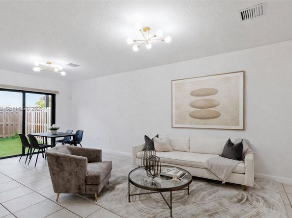 13071 SW 232nd Ln, Miami FL 33170