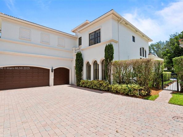 17866 Lake Azure Way, Boca Raton FL 33496