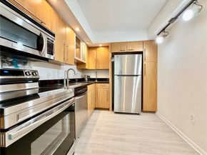 20515 E Country Club Dr 1642, Aventura FL 33180