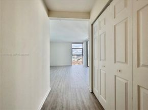 20515 E Country Club Dr 1642, Aventura FL 33180