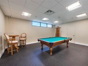 20515 E Country Club Dr 1642, Aventura FL 33180