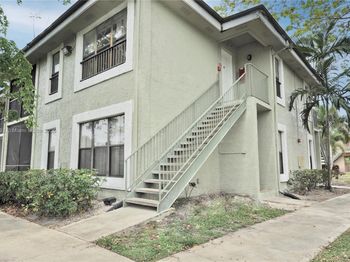 3971 NW 87th Ave