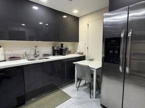 401 Golden Isles Dr 415, Hallandale Beach FL 33009